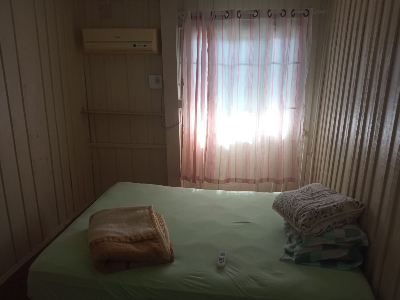 Casa de Madeira Bairro Salinas