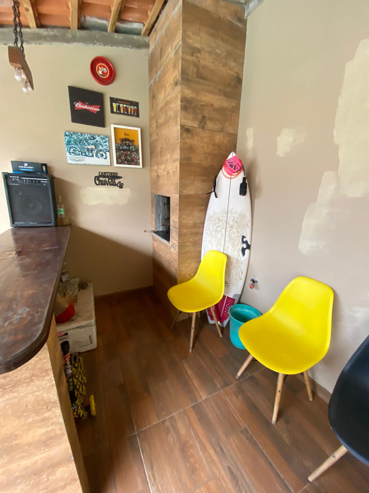 Casa no Bairro Salinas com Piscina