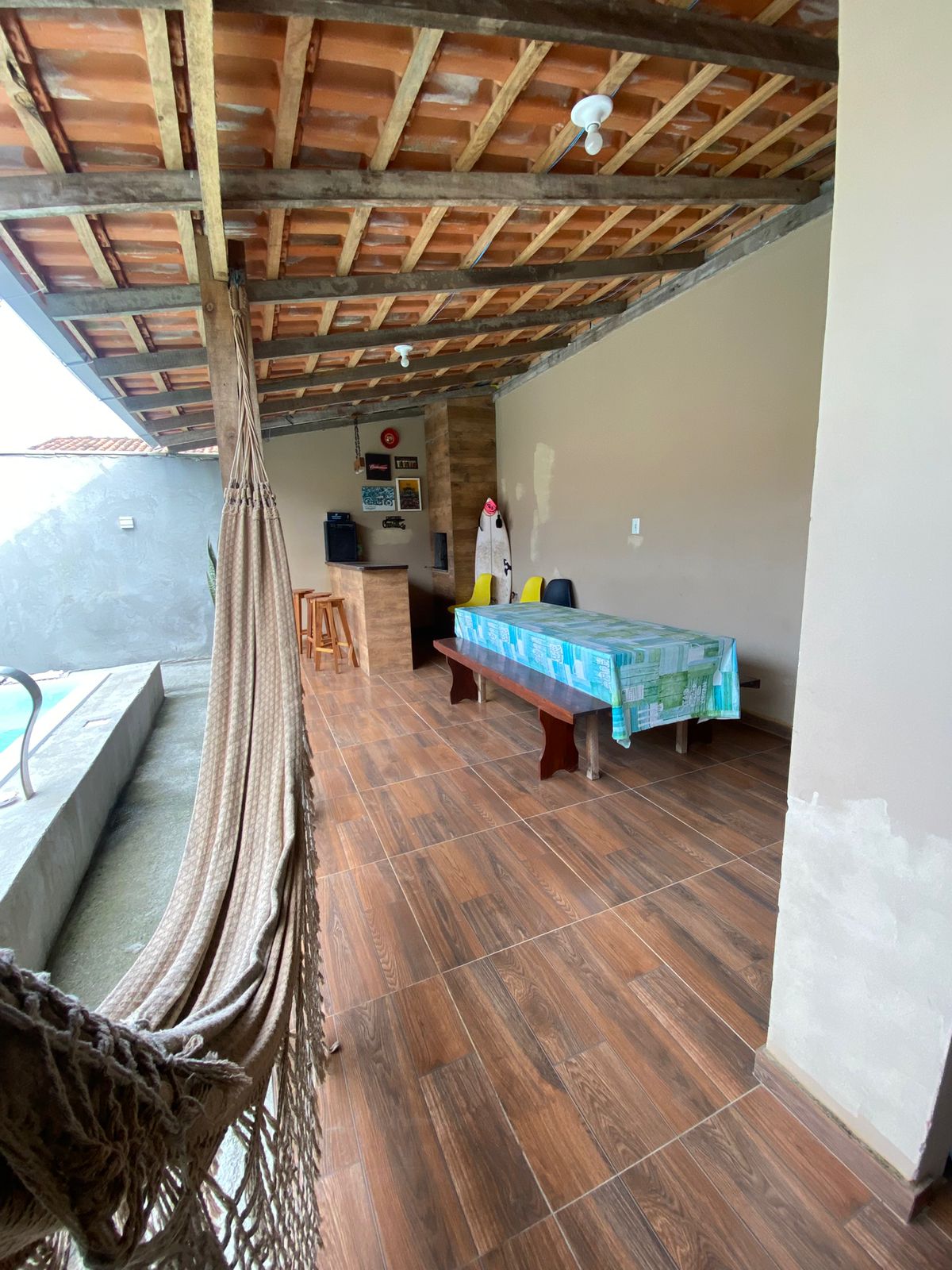 Casa no Bairro Salinas com Piscina