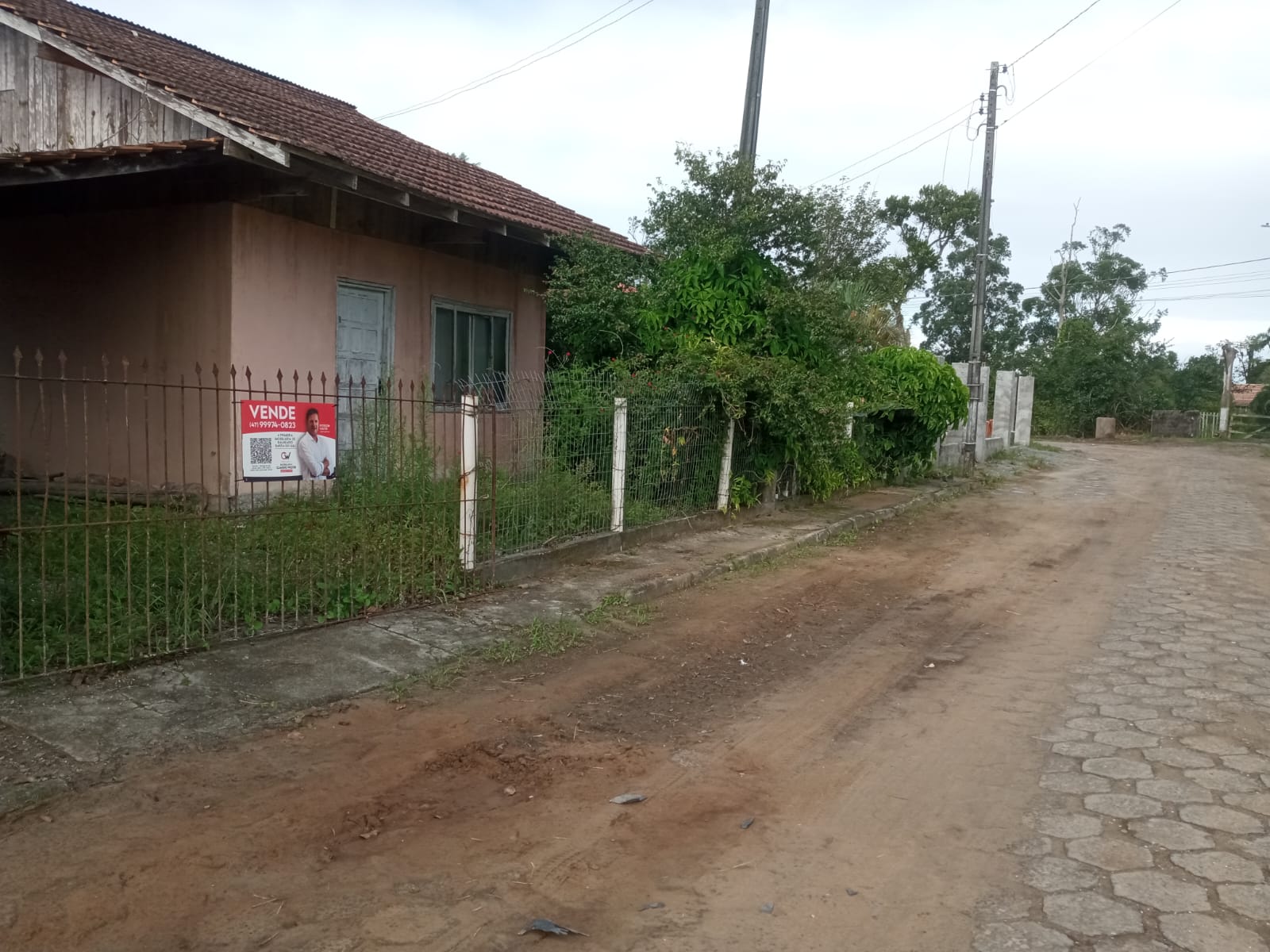 Casa no Bairro Costeira-Região da Lagoa-Balneário Barra do Sul