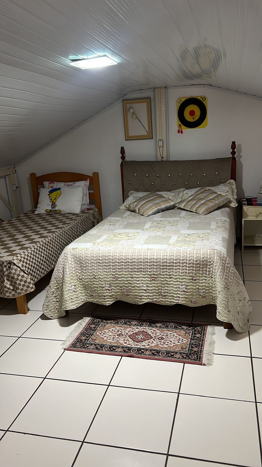 Casa no Bairro Costeira -Estilo Chalé- Av  Principal