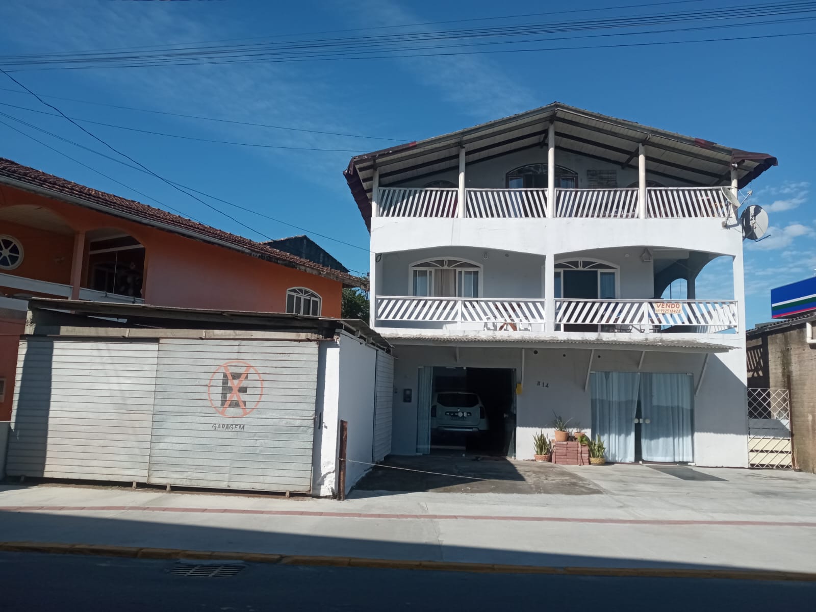 Sobrado no Centro-Balneário Barra do Sul-SC