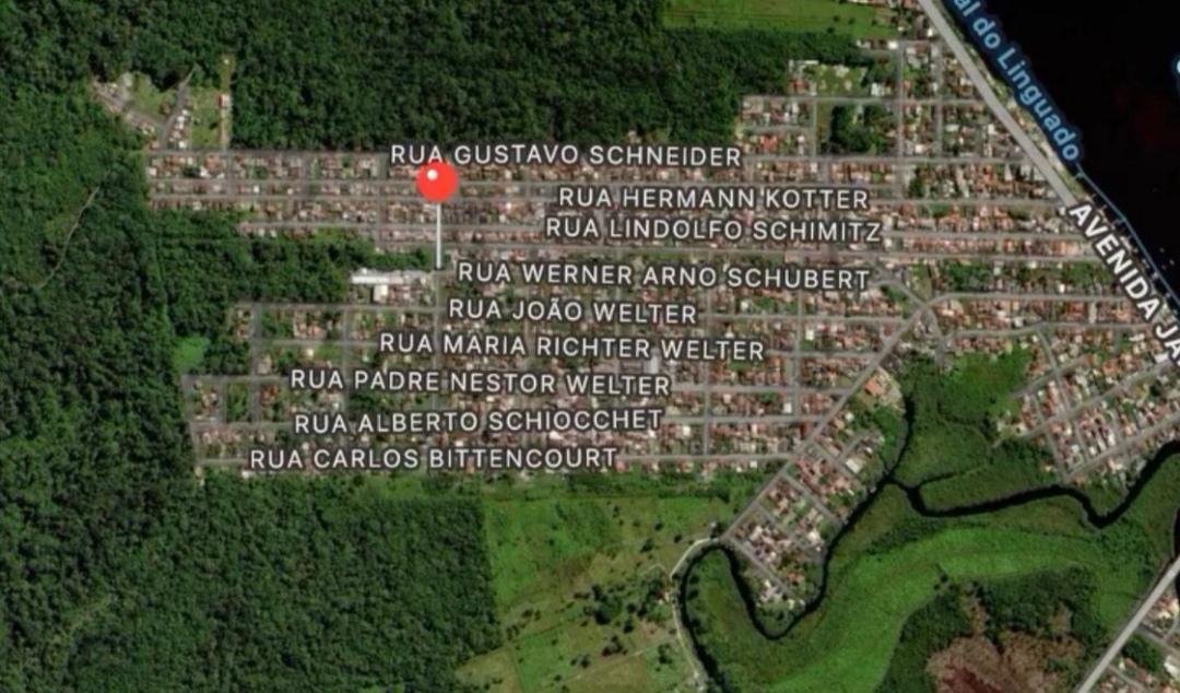 Área á Venda no Bairro Costeira- Região da Lagoa- Balneário Barra do Sul