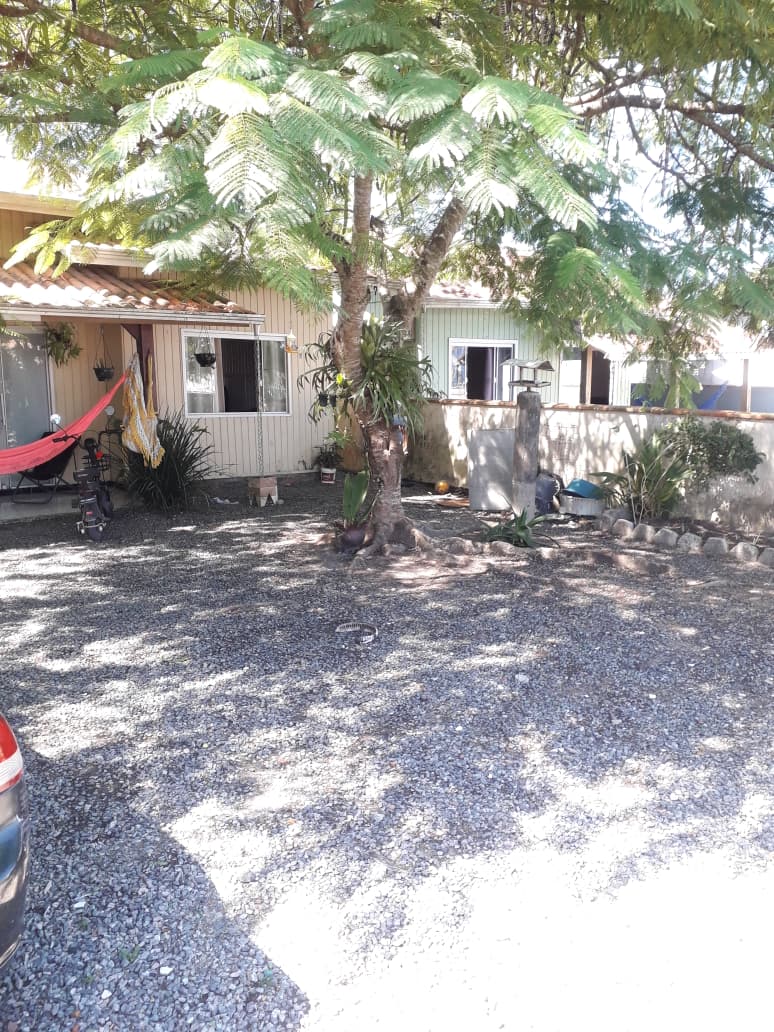 Casa de Madeira  Centro de Balneario Barra do Sul