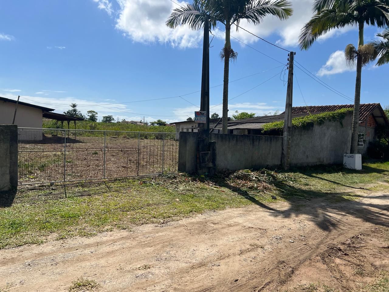Terreno no Bairro Costeira Área de 6.500m²