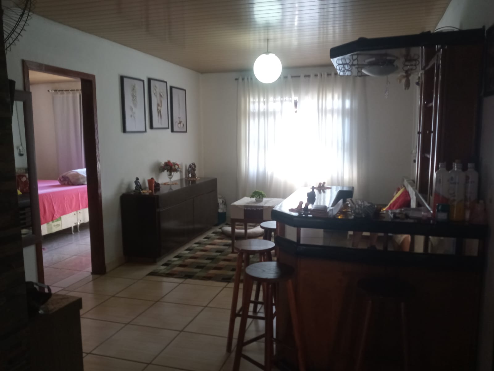 Casa no Bairro Costeira-Com Piscina-Região da Lagoa