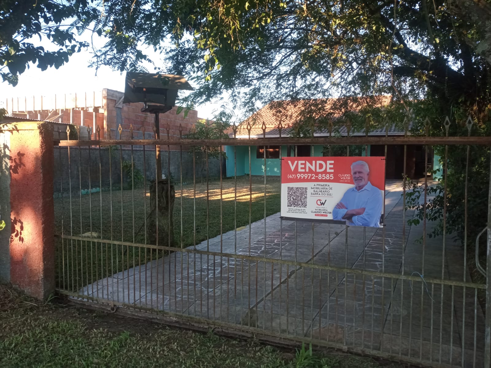 Casa no Centro-Balneário Barra do sul-SC