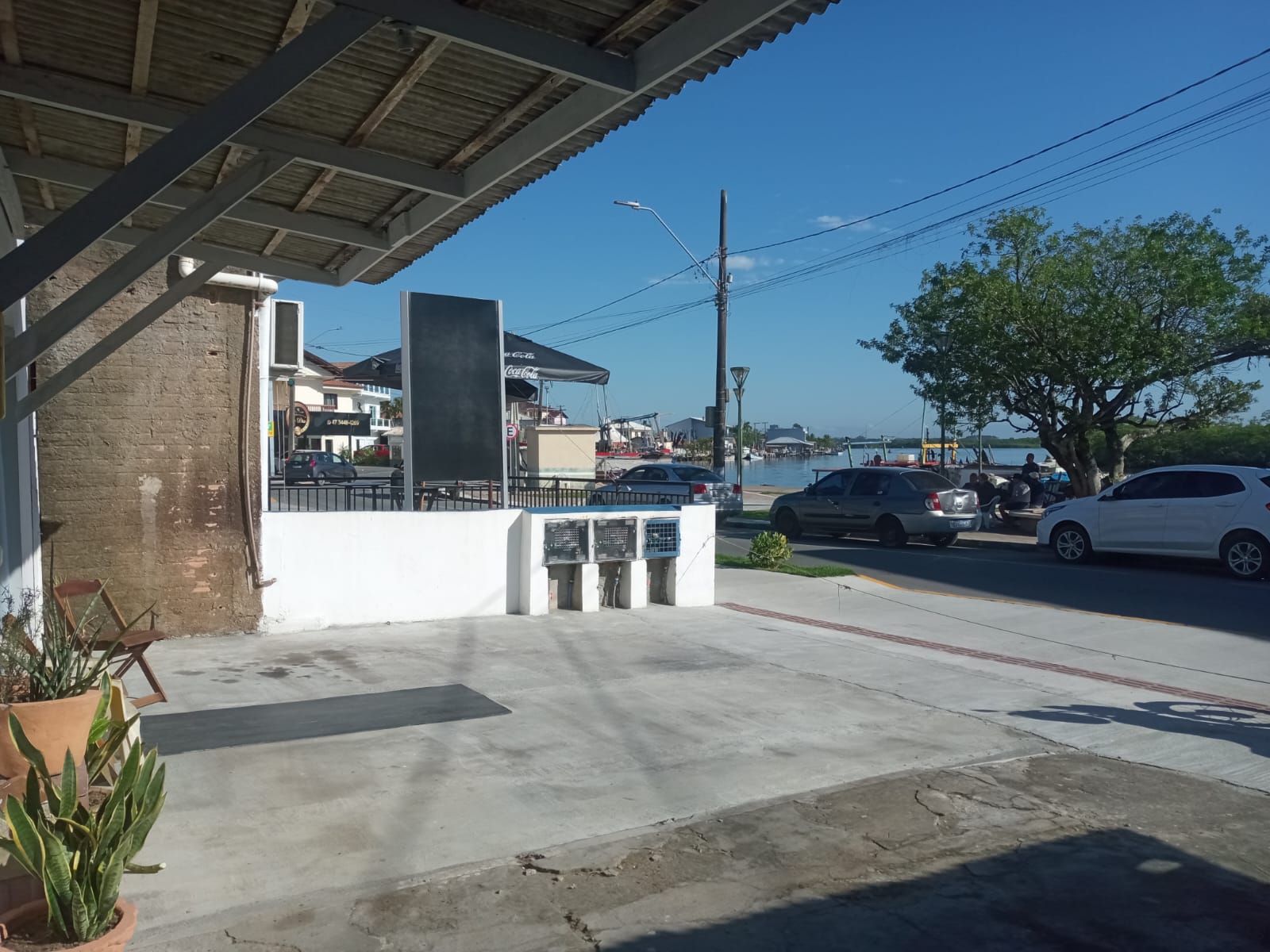 Sobrado no Centro-Balneário Barra do Sul-SC