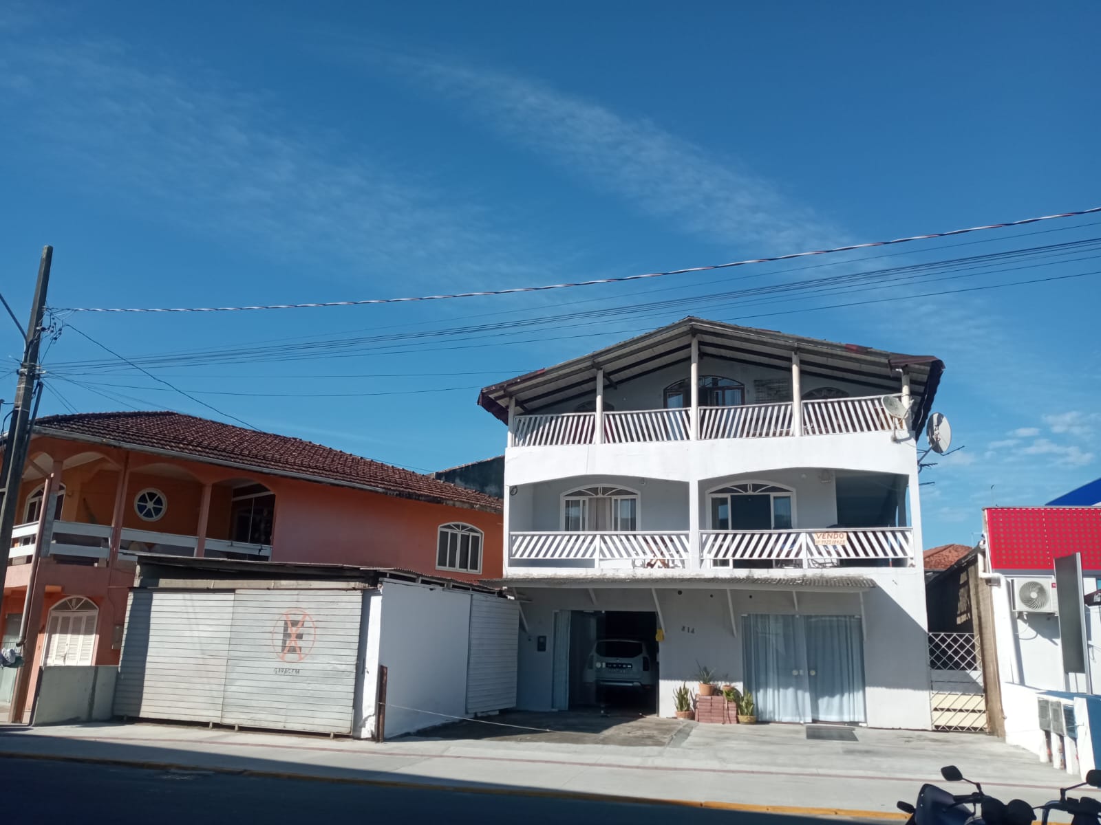 Sobrado no Centro-Balneário Barra do Sul-SC